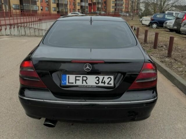 Черный Мерседес CLK-Class, объемом двигателя 0 л и пробегом 270 тыс. км за 3700 $, фото 2 на Automoto.ua