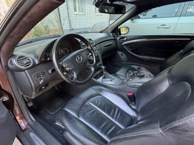 Коричневый Мерседес CLK-Class, объемом двигателя 1.8 л и пробегом 190 тыс. км за 6120 $, фото 6 на Automoto.ua
