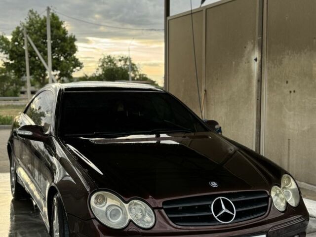 Коричневый Мерседес CLK-Class, объемом двигателя 1.8 л и пробегом 190 тыс. км за 6120 $, фото 4 на Automoto.ua