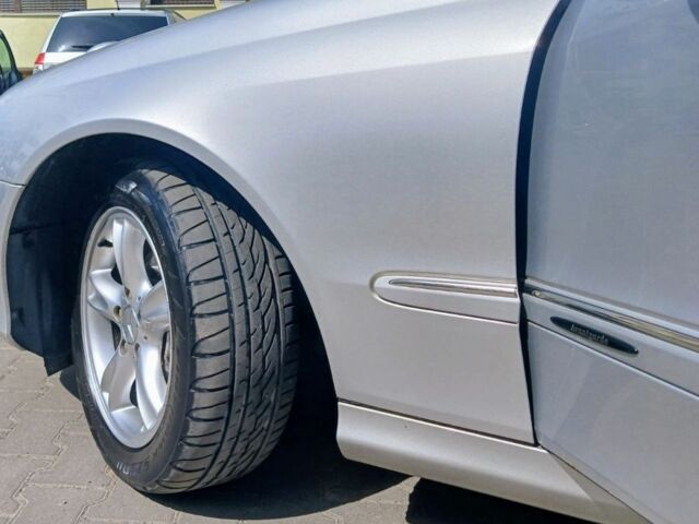 Серый Мерседес CLK-Class, объемом двигателя 1.8 л и пробегом 200 тыс. км за 7000 $, фото 3 на Automoto.ua