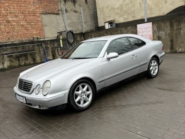 Серый Мерседес CLK-Class, объемом двигателя 2 л и пробегом 350 тыс. км за 2650 $, фото 1 на Automoto.ua