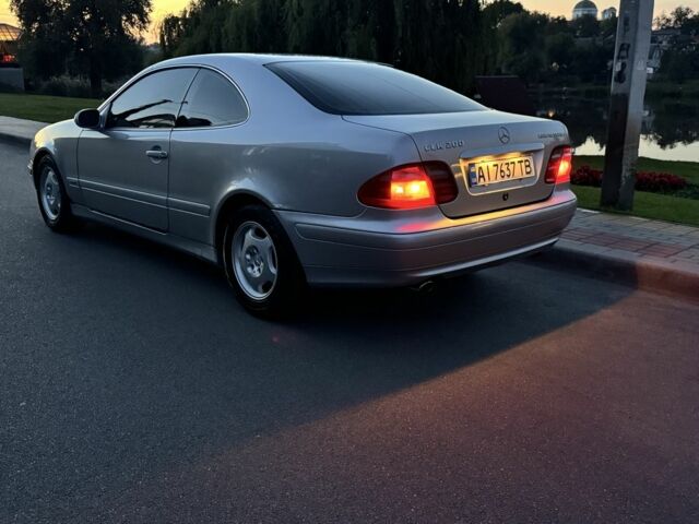 Серый Мерседес CLK-Class, объемом двигателя 2 л и пробегом 297 тыс. км за 4100 $, фото 14 на Automoto.ua
