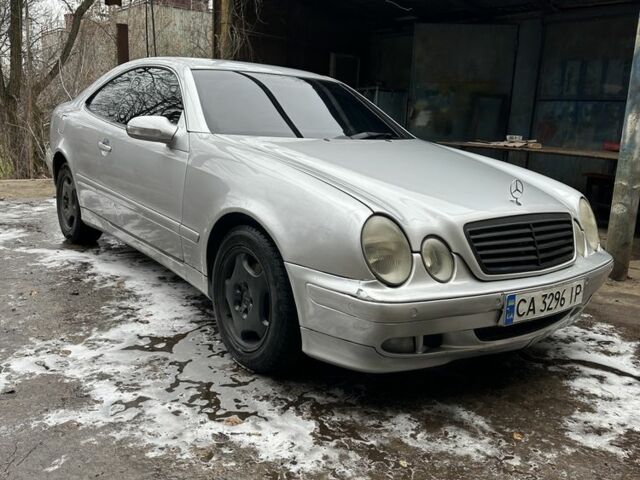 Сірий Мерседес CLK-Class, об'ємом двигуна 2 л та пробігом 330 тис. км за 4500 $, фото 5 на Automoto.ua