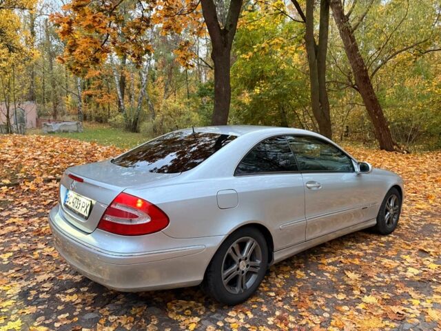 Серый Мерседес CLK-Class, объемом двигателя 3.2 л и пробегом 294 тыс. км за 7800 $, фото 17 на Automoto.ua