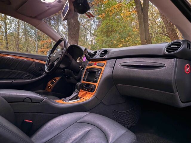 Серый Мерседес CLK-Class, объемом двигателя 3.2 л и пробегом 294 тыс. км за 7800 $, фото 23 на Automoto.ua