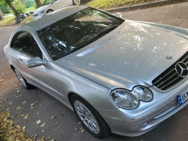 Серый Мерседес CLK-Class, объемом двигателя 2.7 л и пробегом 335 тыс. км за 6500 $, фото 2 на Automoto.ua