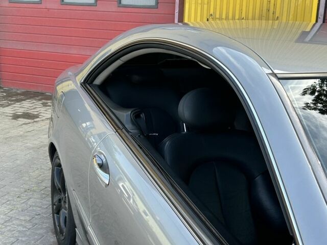 Серый Мерседес CLK-Class, объемом двигателя 2.7 л и пробегом 280 тыс. км за 7999 $, фото 11 на Automoto.ua