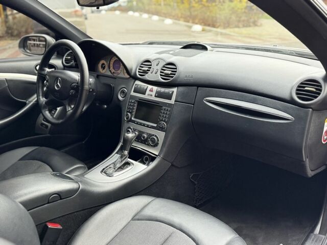 Сірий Мерседес CLK-Class, об'ємом двигуна 1.8 л та пробігом 275 тис. км за 6750 $, фото 14 на Automoto.ua