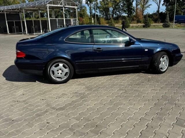 Синий Мерседес CLK-Class, объемом двигателя 2.3 л и пробегом 260 тыс. км за 4500 $, фото 1 на Automoto.ua