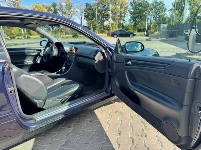 Синий Мерседес CLK-Class, объемом двигателя 2.3 л и пробегом 260 тыс. км за 4500 $, фото 8 на Automoto.ua