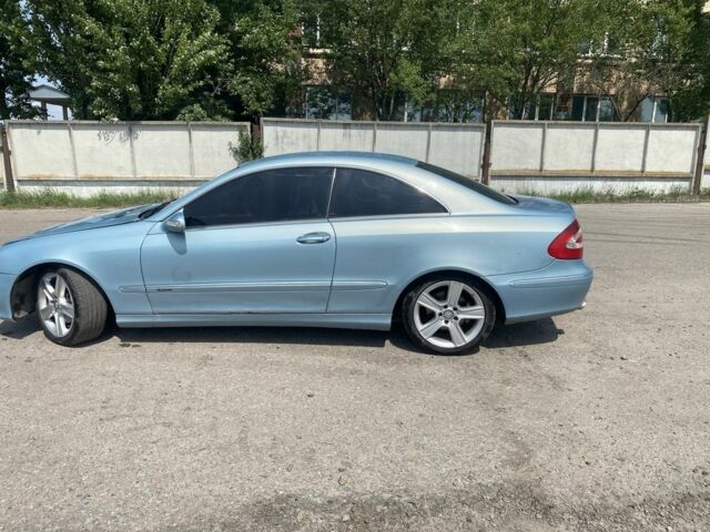 Синий Мерседес CLK-Class, объемом двигателя 2.6 л и пробегом 3 тыс. км за 4000 $, фото 4 на Automoto.ua