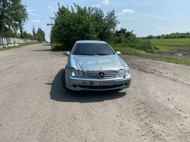 Синий Мерседес CLK-Class, объемом двигателя 2.6 л и пробегом 3 тыс. км за 4000 $, фото 2 на Automoto.ua