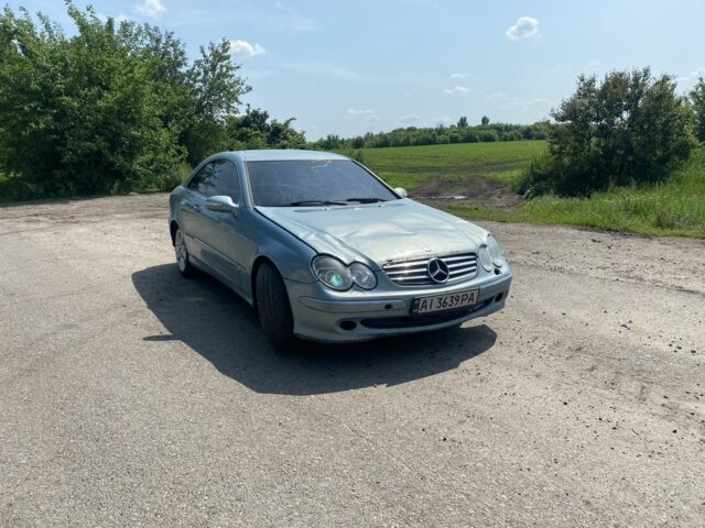 Синий Мерседес CLK-Class, объемом двигателя 2.6 л и пробегом 3 тыс. км за 4000 $, фото 1 на Automoto.ua