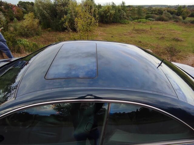 Синий Мерседес CLK-Class, объемом двигателя 1.8 л и пробегом 303 тыс. км за 8000 $, фото 10 на Automoto.ua