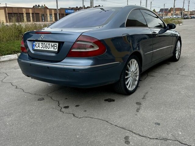 Синий Мерседес CLK-Class, объемом двигателя 2.7 л и пробегом 280 тыс. км за 6700 $, фото 17 на Automoto.ua