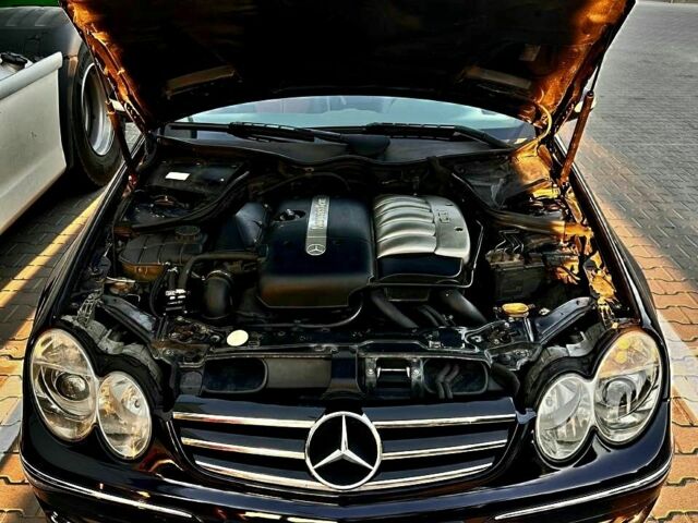 Синий Мерседес CLK-Class, объемом двигателя 2.7 л и пробегом 275 тыс. км за 12500 $, фото 9 на Automoto.ua