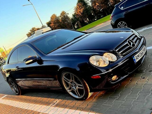 Синий Мерседес CLK-Class, объемом двигателя 2.7 л и пробегом 275 тыс. км за 12500 $, фото 1 на Automoto.ua