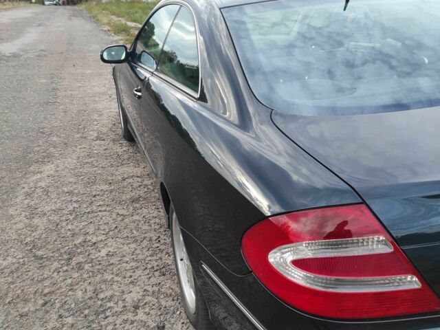 Синий Мерседес CLK-Class, объемом двигателя 1.8 л и пробегом 303 тыс. км за 8000 $, фото 12 на Automoto.ua