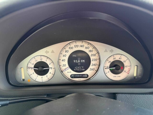 Синий Мерседес CLK-Class, объемом двигателя 3 л и пробегом 145 тыс. км за 9290 $, фото 17 на Automoto.ua