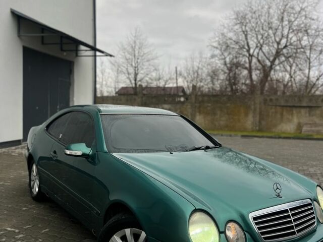 Зеленый Мерседес CLK-Class, объемом двигателя 2 л и пробегом 250 тыс. км за 2750 $, фото 1 на Automoto.ua