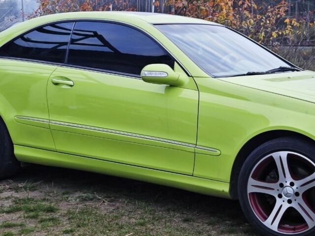Зелений Мерседес CLK-Class, об'ємом двигуна 3.2 л та пробігом 306 тис. км за 6700 $, фото 4 на Automoto.ua
