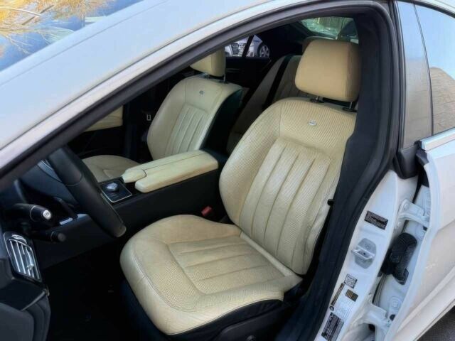 Білий Мерседес CLS серия, об'ємом двигуна 4.7 л та пробігом 80 тис. км за 7700 $, фото 9 на Automoto.ua