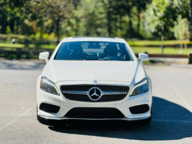Белый Мерседес CLS серия, объемом двигателя 3 л и пробегом 78 тыс. км за 6500 $, фото 1 на Automoto.ua