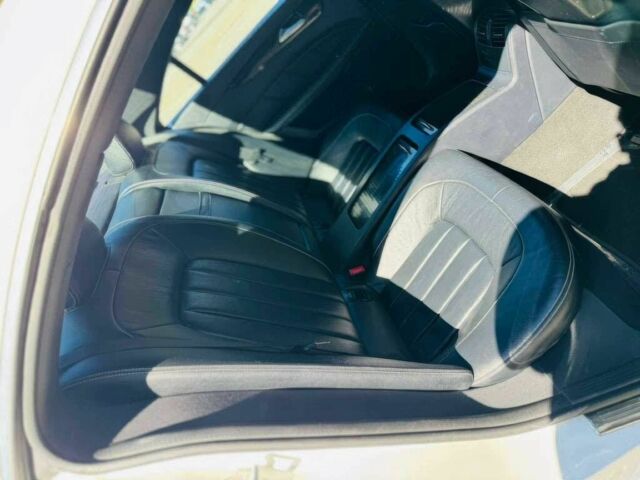 Белый Мерседес CLS серия, объемом двигателя 3 л и пробегом 78 тыс. км за 6500 $, фото 12 на Automoto.ua