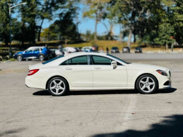 Белый Мерседес CLS серия, объемом двигателя 3 л и пробегом 78 тыс. км за 6500 $, фото 7 на Automoto.ua