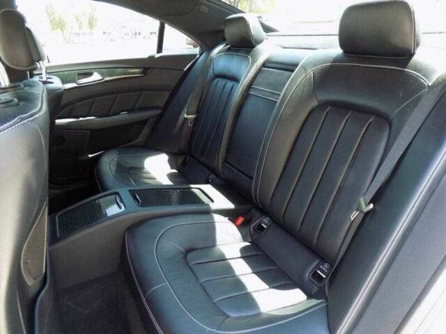 Белый Мерседес CLS серия, объемом двигателя 3 л и пробегом 44 тыс. км за 8300 $, фото 18 на Automoto.ua