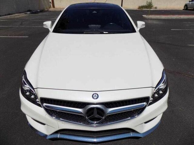 Белый Мерседес CLS серия, объемом двигателя 3 л и пробегом 44 тыс. км за 8300 $, фото 7 на Automoto.ua