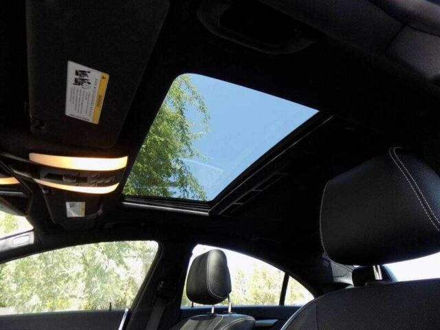 Белый Мерседес CLS серия, объемом двигателя 3 л и пробегом 44 тыс. км за 8300 $, фото 11 на Automoto.ua