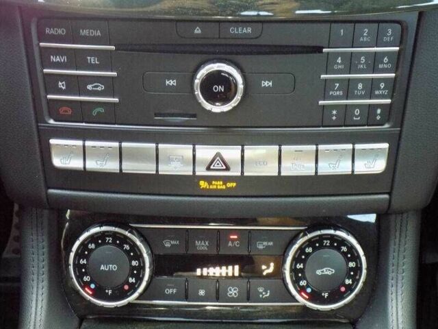 Белый Мерседес CLS серия, объемом двигателя 3 л и пробегом 44 тыс. км за 8300 $, фото 16 на Automoto.ua