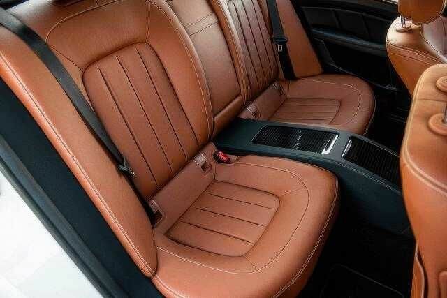 Белый Мерседес CLS серия, объемом двигателя 4.7 л и пробегом 99 тыс. км за 11000 $, фото 12 на Automoto.ua