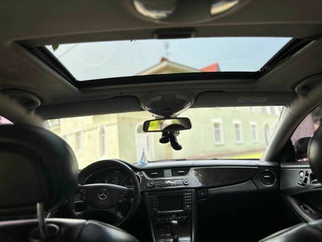 Черный Мерседес CLS серия, объемом двигателя 3.5 л и пробегом 170 тыс. км за 7600 $, фото 11 на Automoto.ua