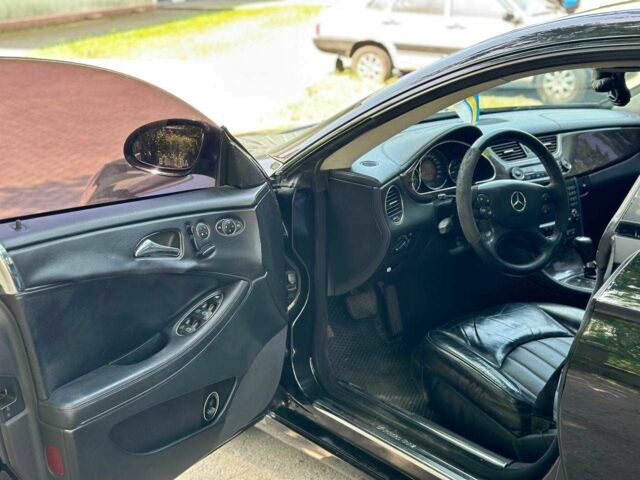Черный Мерседес CLS серия, объемом двигателя 3.5 л и пробегом 170 тыс. км за 7600 $, фото 5 на Automoto.ua
