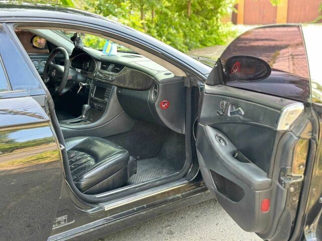 Черный Мерседес CLS серия, объемом двигателя 3.5 л и пробегом 170 тыс. км за 7600 $, фото 15 на Automoto.ua