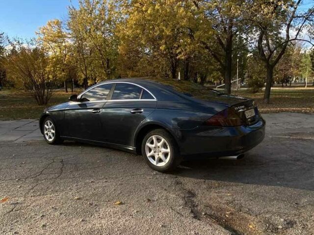 Черный Мерседес CLS серия, объемом двигателя 3.5 л и пробегом 375 тыс. км за 5700 $, фото 9 на Automoto.ua