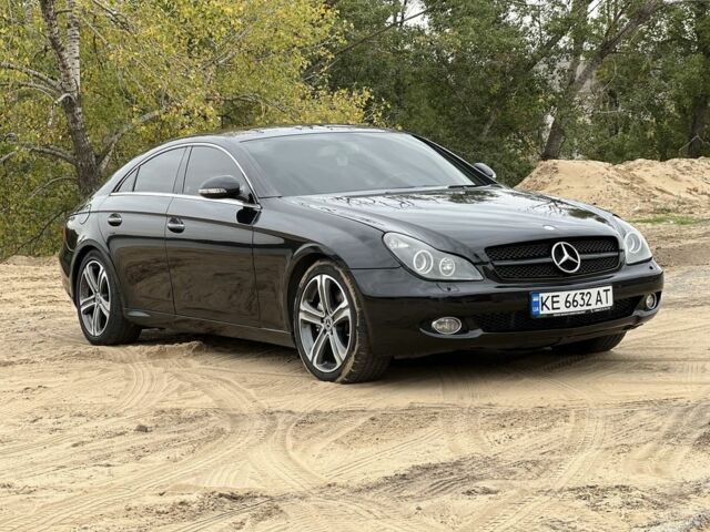 Чорний Мерседес CLS серия, об'ємом двигуна 3.5 л та пробігом 180 тис. км за 7500 $, фото 1 на Automoto.ua