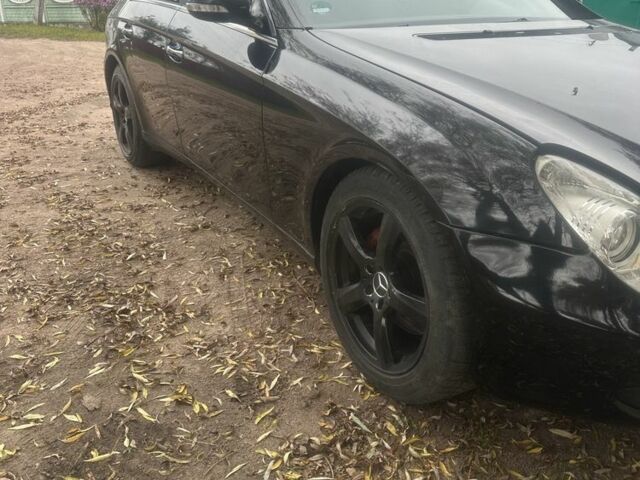 Чорний Мерседес CLS серия, об'ємом двигуна 3.5 л та пробігом 365 тис. км за 8850 $, фото 1 на Automoto.ua
