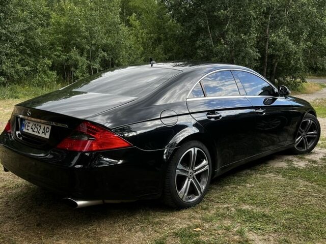 Черный Мерседес CLS серия, объемом двигателя 3.5 л и пробегом 2 тыс. км за 8250 $, фото 6 на Automoto.ua
