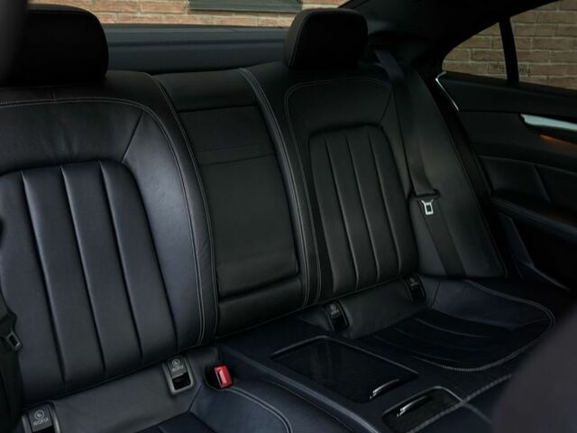 Черный Мерседес CLS серия, объемом двигателя 4.7 л и пробегом 253 тыс. км за 20000 $, фото 17 на Automoto.ua