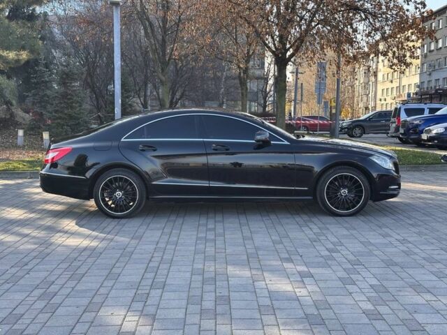 Черный Мерседес CLS серия, объемом двигателя 2.1 л и пробегом 280 тыс. км за 20800 $, фото 1 на Automoto.ua