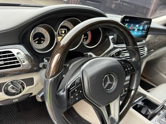 Черный Мерседес CLS серия, объемом двигателя 3 л и пробегом 133 тыс. км за 20900 $, фото 22 на Automoto.ua