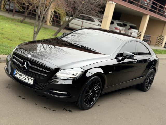 Черный Мерседес CLS серия, объемом двигателя 3 л и пробегом 133 тыс. км за 20900 $, фото 4 на Automoto.ua