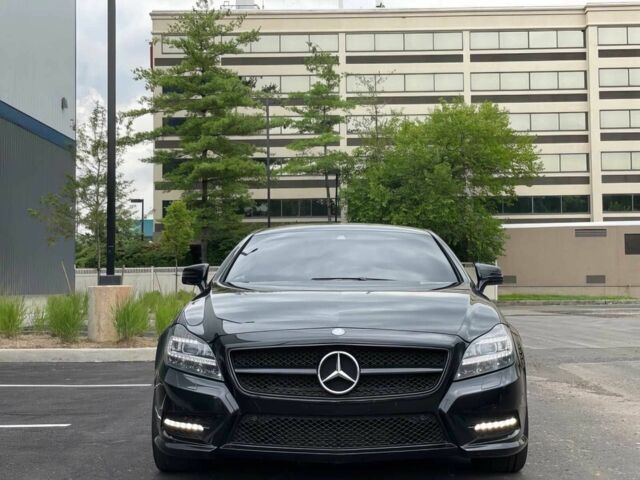 Черный Мерседес CLS серия, объемом двигателя 4.7 л и пробегом 83 тыс. км за 6700 $, фото 1 на Automoto.ua