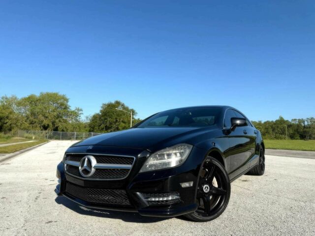 Черный Мерседес CLS серия, объемом двигателя 4.7 л и пробегом 94 тыс. км за 6400 $, фото 1 на Automoto.ua