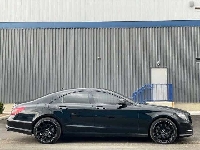 Черный Мерседес CLS серия, объемом двигателя 4.7 л и пробегом 83 тыс. км за 6700 $, фото 7 на Automoto.ua