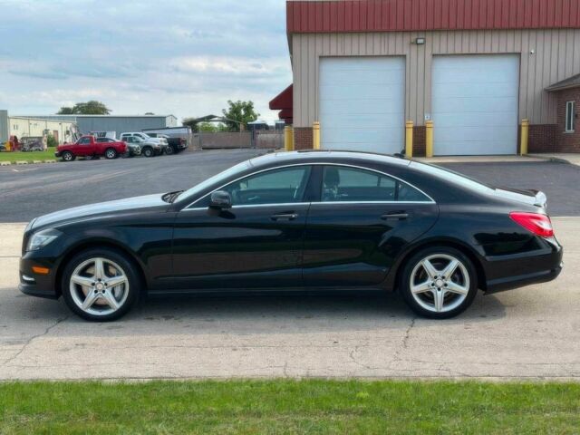 Черный Мерседес CLS серия, объемом двигателя 4.7 л и пробегом 83 тыс. км за 7500 $, фото 3 на Automoto.ua