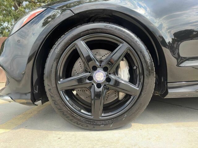 Чорний Мерседес CLS серия, об'ємом двигуна 4.7 л та пробігом 71 тис. км за 9200 $, фото 12 на Automoto.ua